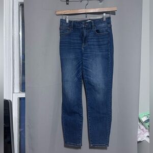 Stylish Blue Ankle Jeans for Women